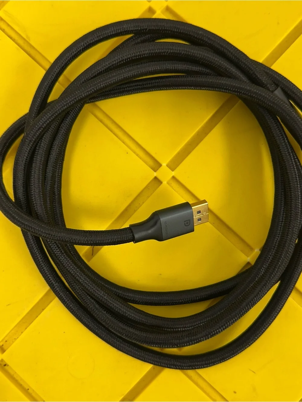 Insignia 10' DisplayPort Cable Black